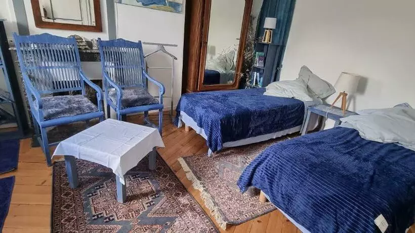 ベッドアンドブレックファースト Chambre D Hôtes Les Jardins De Marie, Sci Charles Iii