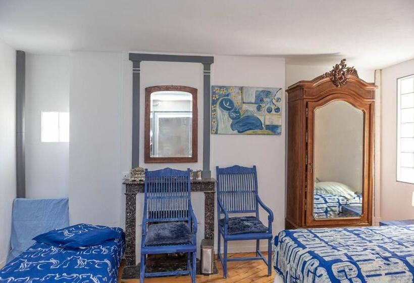 ベッドアンドブレックファースト Chambre D Hôtes Les Jardins De Marie, Sci Charles Iii