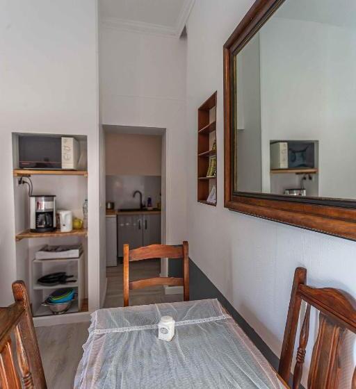 ベッドアンドブレックファースト Chambre D Hôtes Les Jardins De Marie, Sci Charles Iii