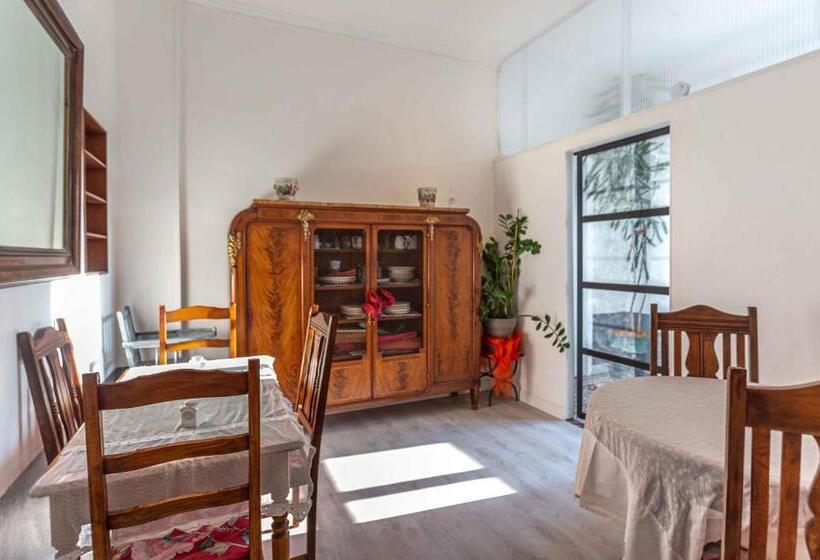 ベッドアンドブレックファースト Chambre D Hôtes Les Jardins De Marie, Sci Charles Iii