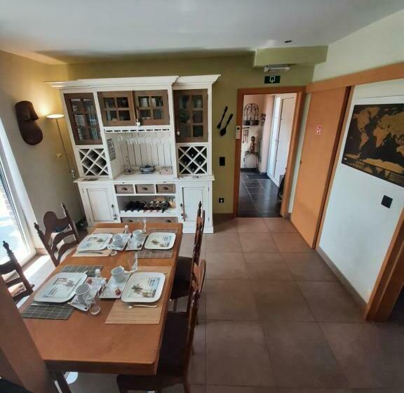 Bed and Breakfast Groot Genoegen   50 North   With Airco