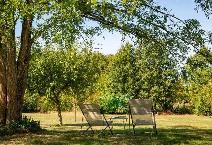 Aamiaismajoitus (B&B) Le Clos De Bourginel