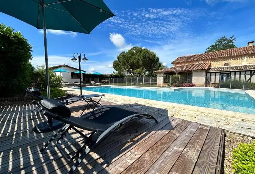 Aamiaismajoitus (B&B) Le Clos De Bourginel