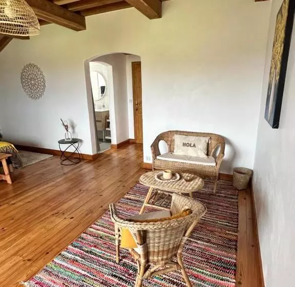 Aamiaismajoitus (B&B) Le Clos De Bourginel