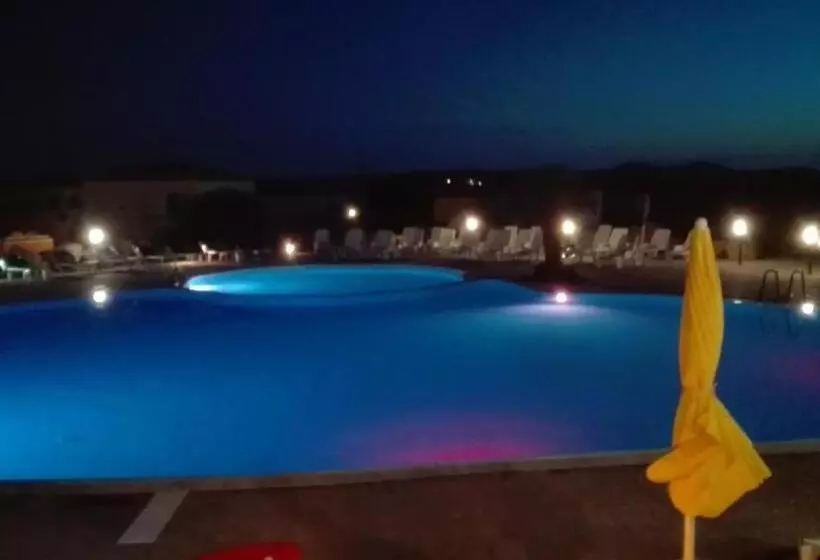 Casa Mirice In Residence Con Piscina ,wifi,climatizzatore Vicino Al Mare