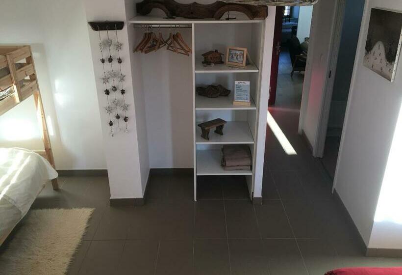 Отель Les Trois Temps