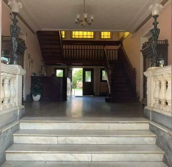 ホテル Valenciano