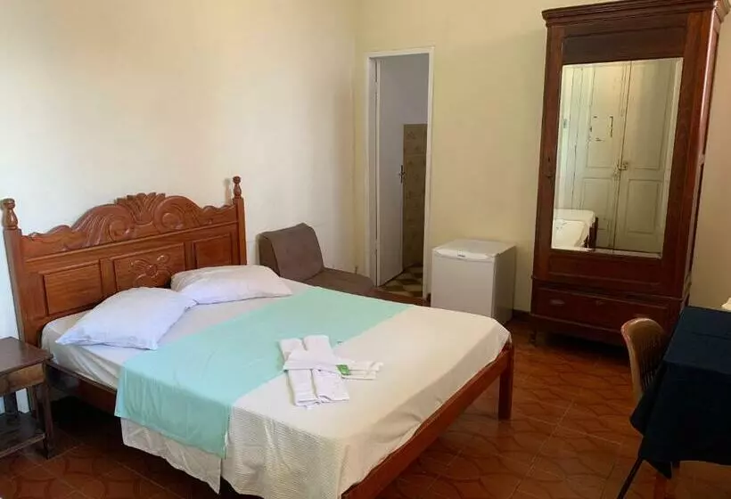 ホテル Valenciano