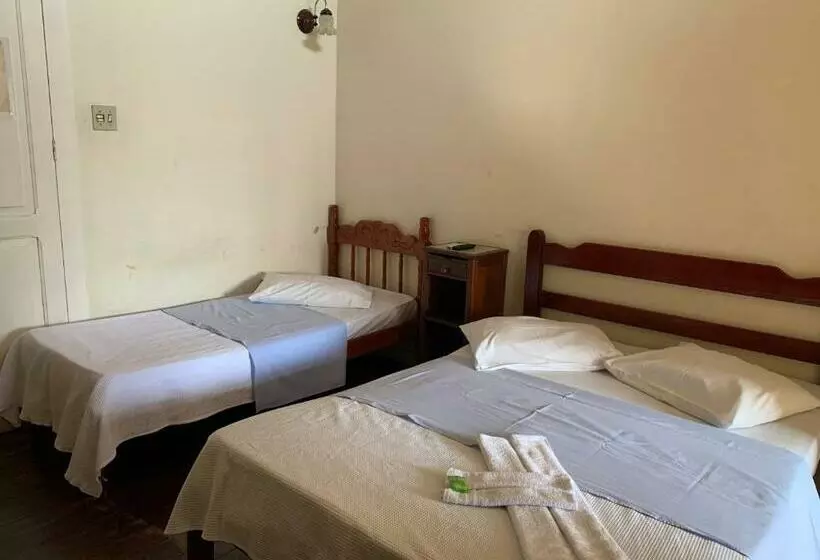 ホテル Valenciano