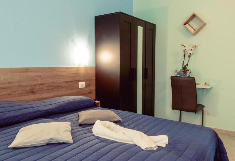 پانسیون Affittacamere Orchidea For Tourists And Hesperia Hospital