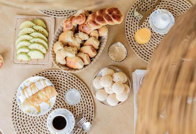 膳宿费 Avra Tatajuba