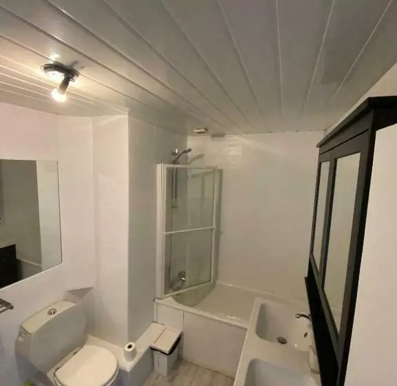 ペンション Chambre    Proche Gare Tgv Et Paris