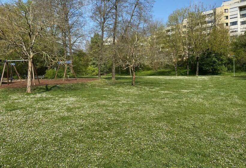 Pensjonat Chambre    Proche Gare Tgv Et Paris