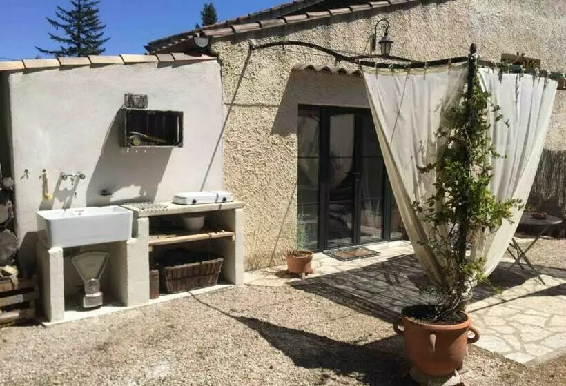 Majatalo La Secrète Chambre De La Tour