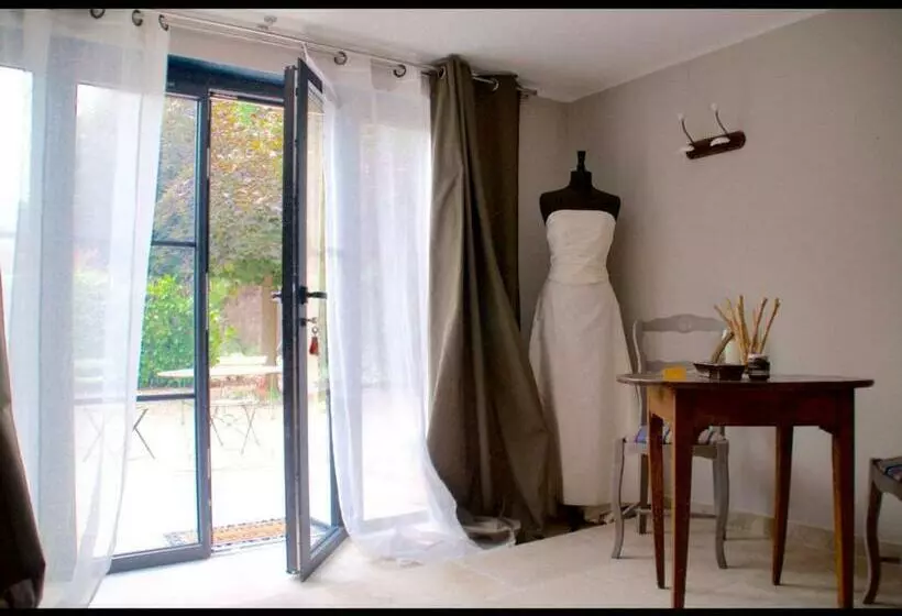 Majatalo La Secrète Chambre De La Tour