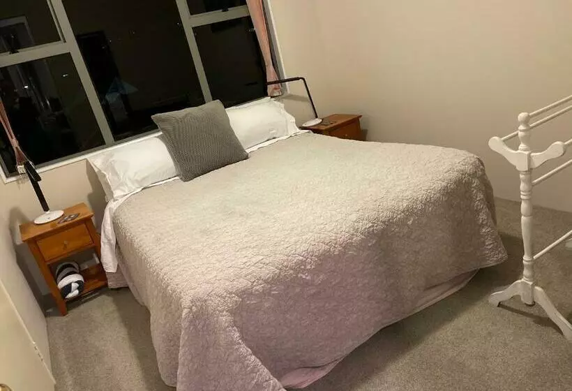 Majatalo Paradise On The Strand