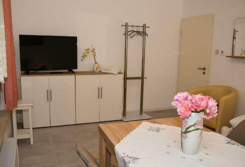 Pension Nickel Waldstraße 18 Alsbach Hähnlein