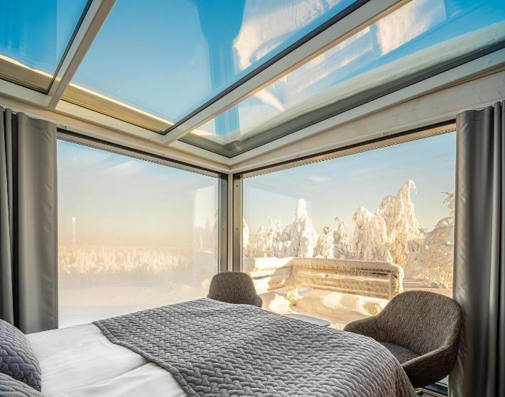 Ukkohalla Sky Cabin Glass Suite