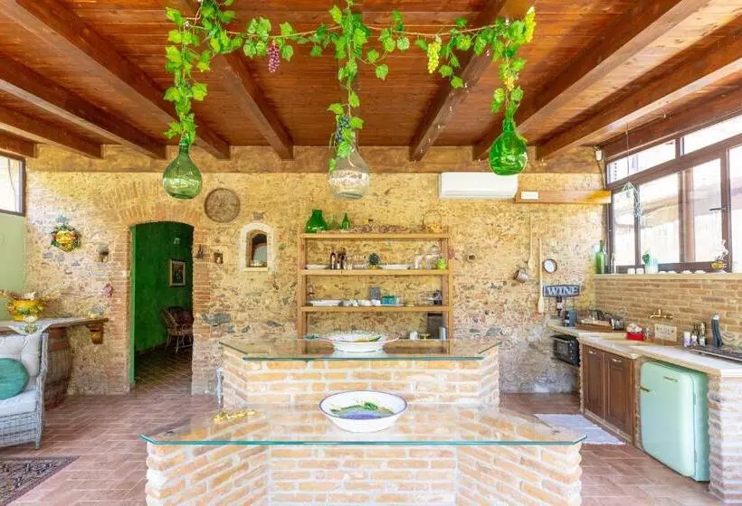 ベッドアンドブレックファースト Cantine Cipri Resort