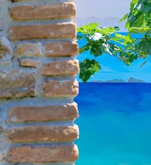 ベッドアンドブレックファースト Cantine Cipri Resort