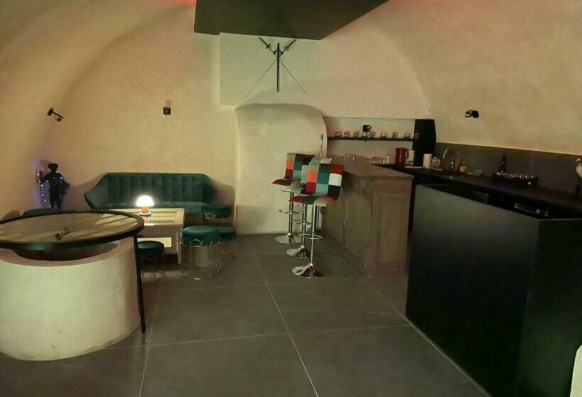 Bed and Breakfast Domaine De Calypso & Suites Adult Only