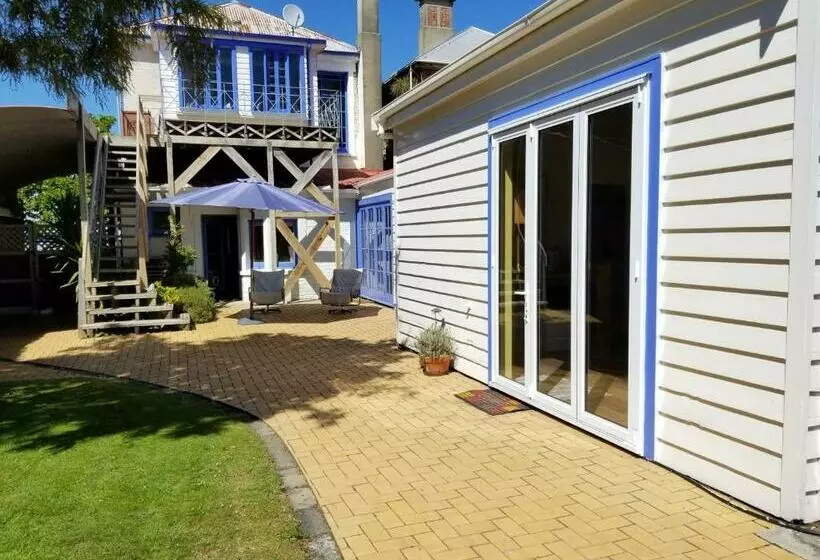 Majatalo City Central Apartment – Modern, Private & Quiet