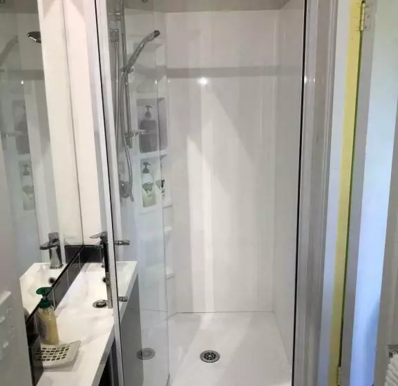 Majatalo City Central Apartment – Modern, Private & Quiet