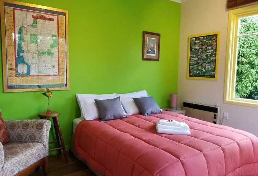 Majatalo City Central Apartment – Modern, Private & Quiet