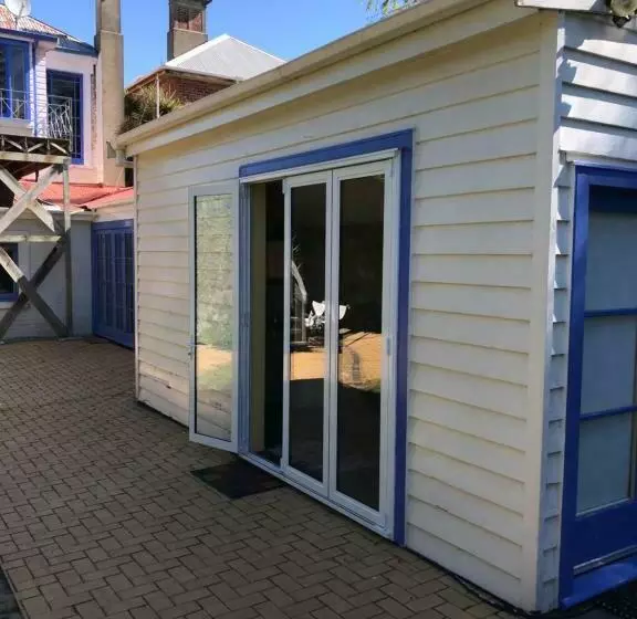 Majatalo City Central Apartment – Modern, Private & Quiet