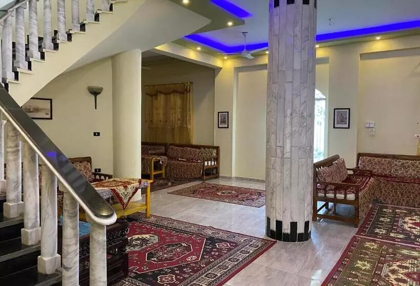 پانسیون Elsanosy Family Guest House   Luxor