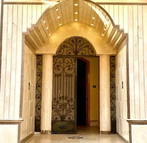 پانسیون Elsanosy Family Guest House   Luxor