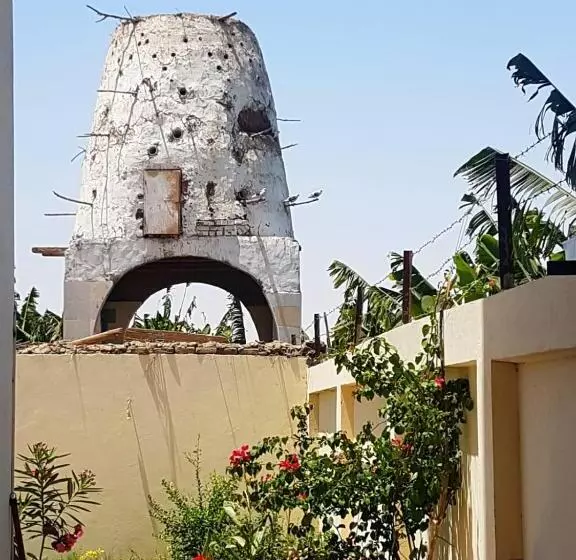 پانسیون Elsanosy Family Guest House   Luxor