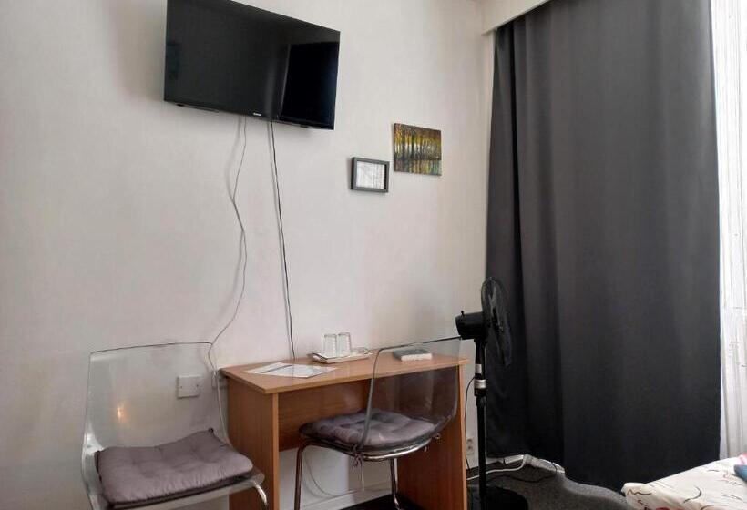 ペンション Penzión šariš