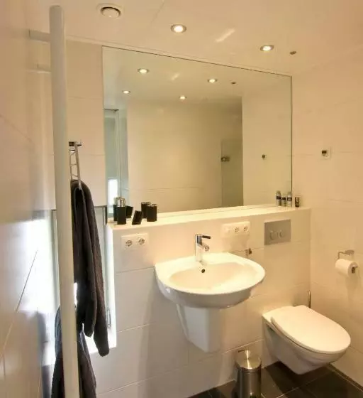 B&b Pompgebouw Aan De Rijn