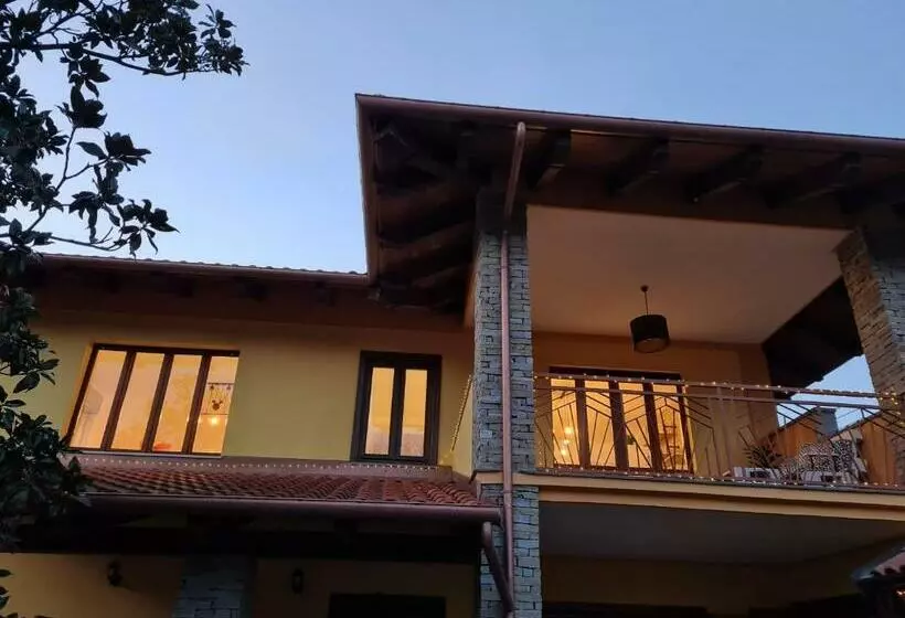 Majatalo Alla Damigiana