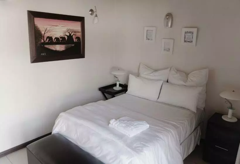 Majatalo Happy Living Guesthouse