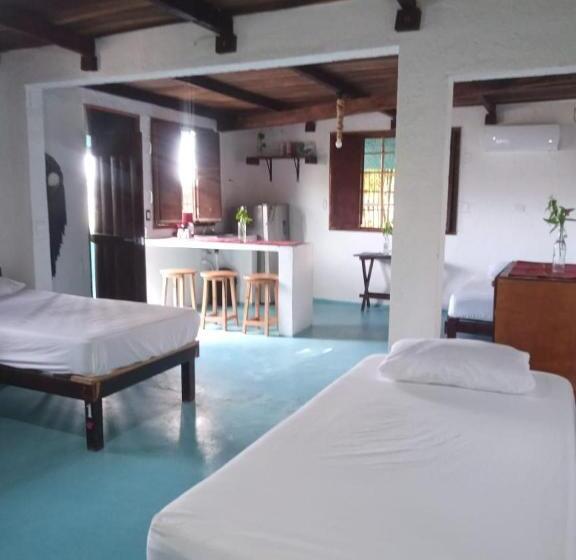 Пансион Apartment Close To The Town Utopia