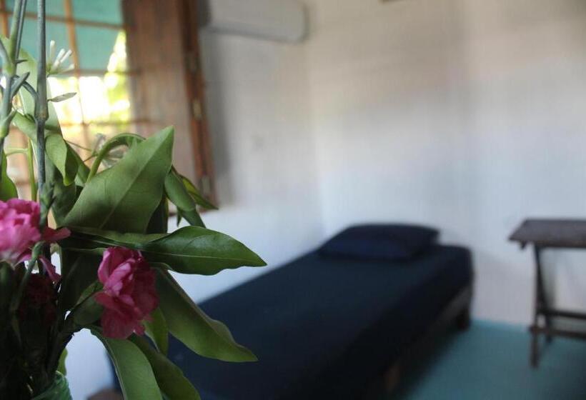 Пансион Apartment Close To The Town Utopia