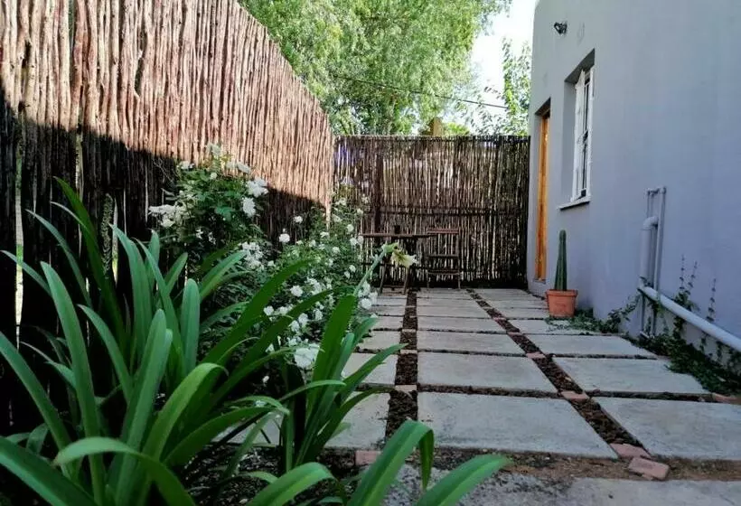 Majatalo Wamelia Guesthouse