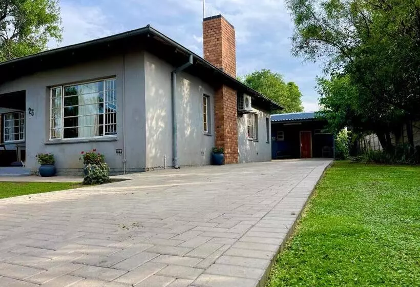 Majatalo Wamelia Guesthouse