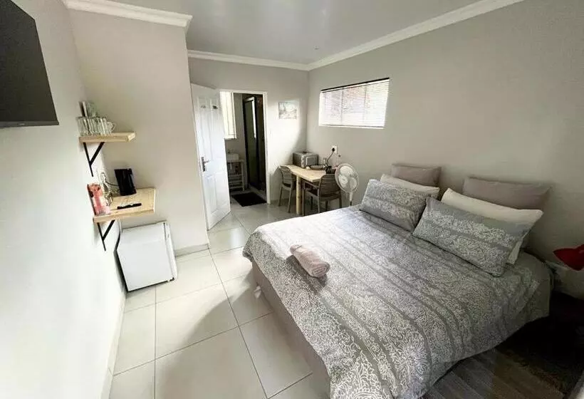 Majatalo Wamelia Guesthouse