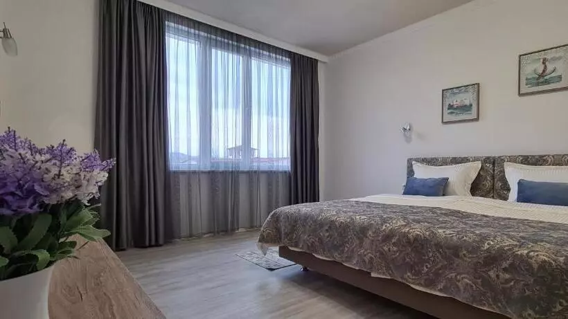 Aparthotel Olympus Plaza