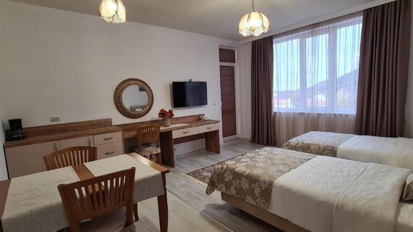 Aparthotel Olympus Plaza