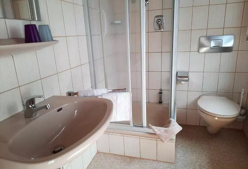 Hotelli Café Pension Krems