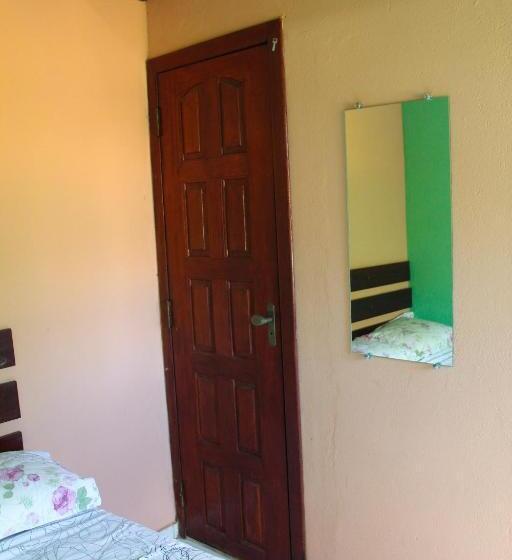 פנסיון Pousada Casa Redonda