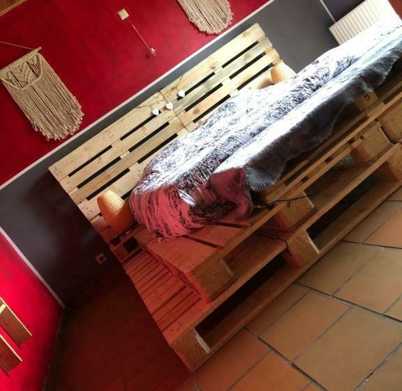 تختخواب و صبحانه Une Escapade Sur La Palette