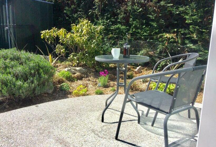 פנסיון Art Glass Studio