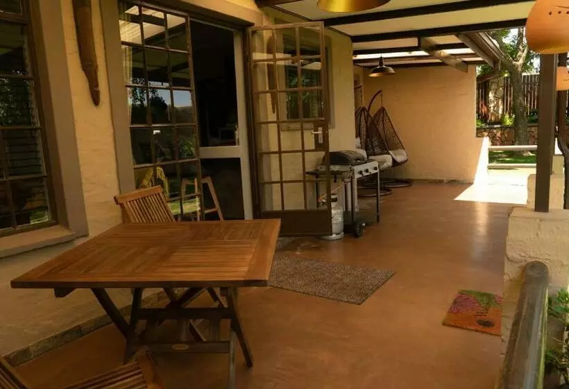 Majatalo Camdeboo Place