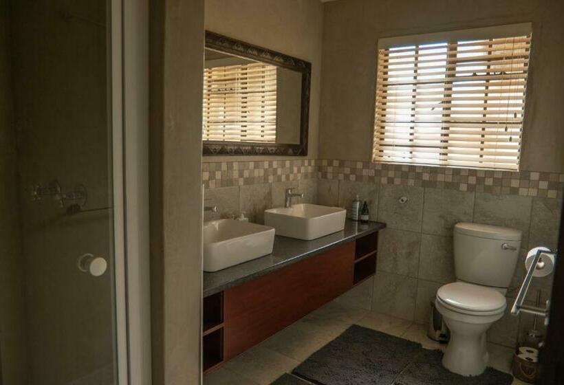 펜션 Camdeboo Place