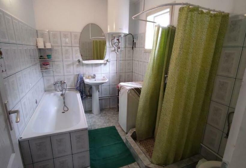 پانسیون Kerekes Vendégház